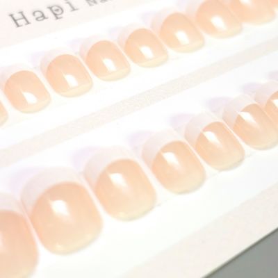 短めフレンチネイルデザイン[デザイン済ネイルチップ]
